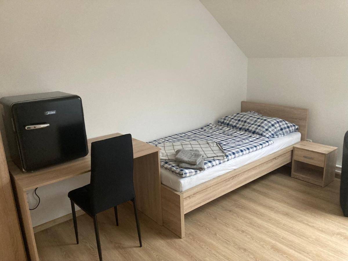 Ubytovani Na Spejcharu, Zelevcice Slaný Extérieur photo
